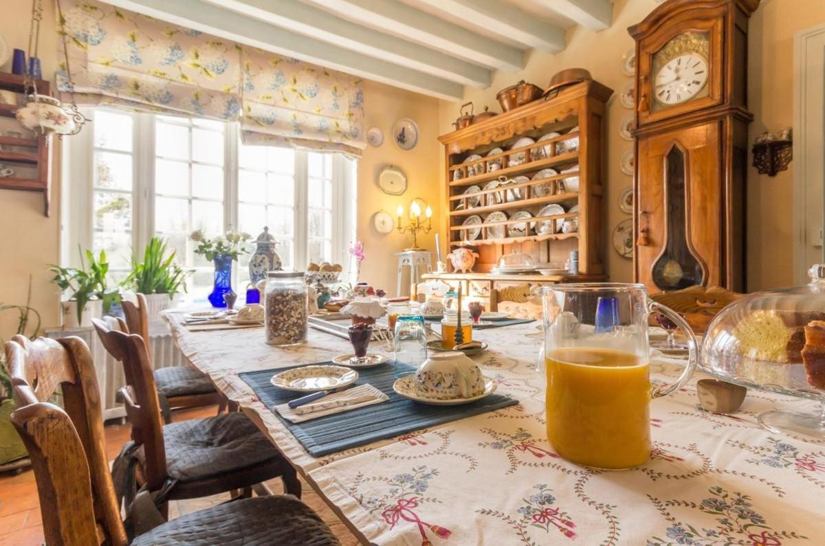 La Maison Bleue Arquian Екстериор снимка