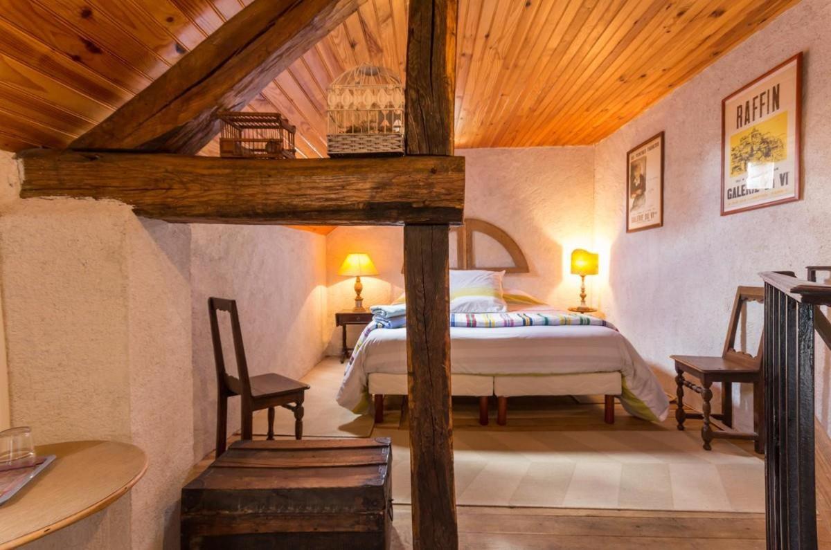 La Maison Bleue Arquian Екстериор снимка
